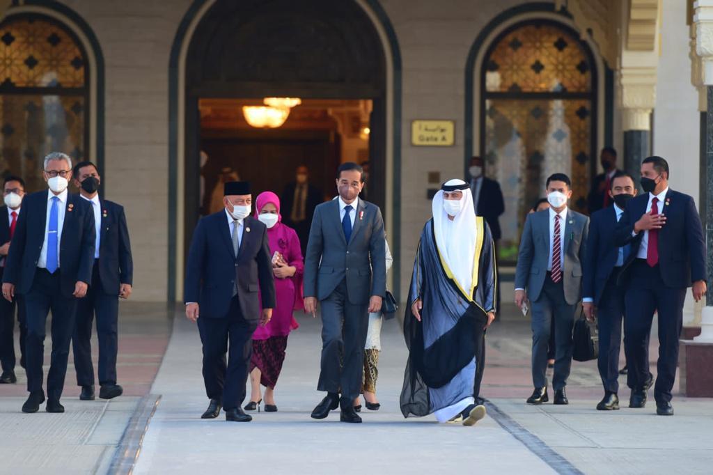 Presiden Jokowi pulang ke Tanah Air dari Abu Dhabi