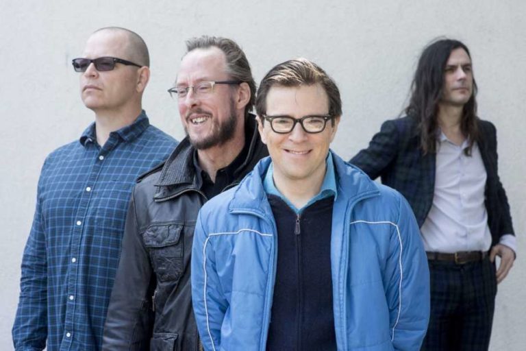 Weezer Disebut Bakal Tampil di Soundrenaline 2022, Begini Tanggapan Promotor